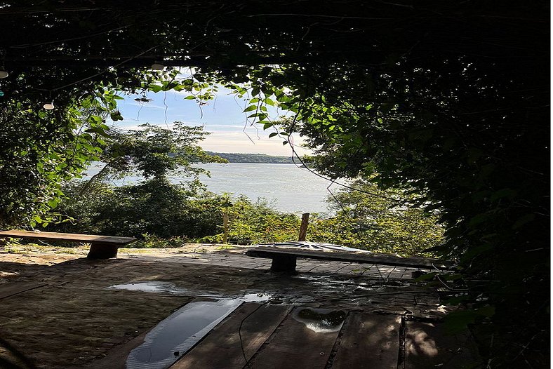 LIinda casa com pequena piscina em Capanema no Parana.