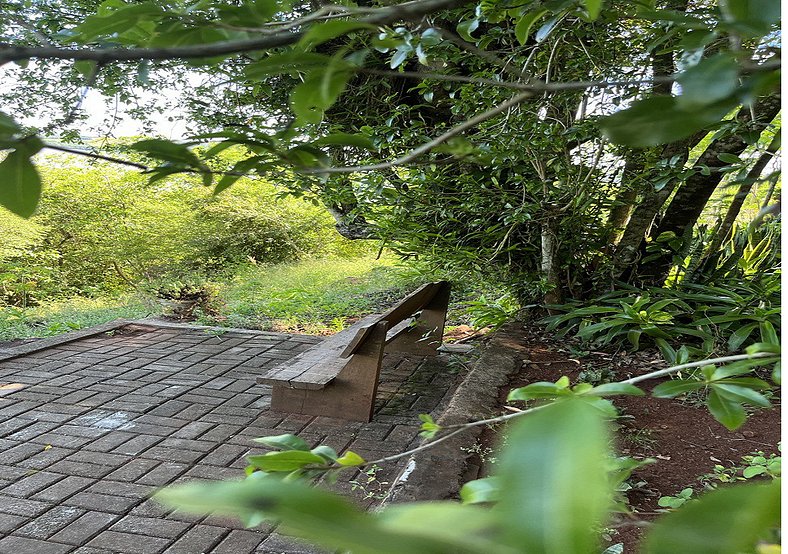 Linda casa no Pinheiro 17 km de Capanema com pequena piscina